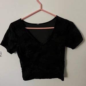 LULU ALIGN SHORT SLEEVE CAMO